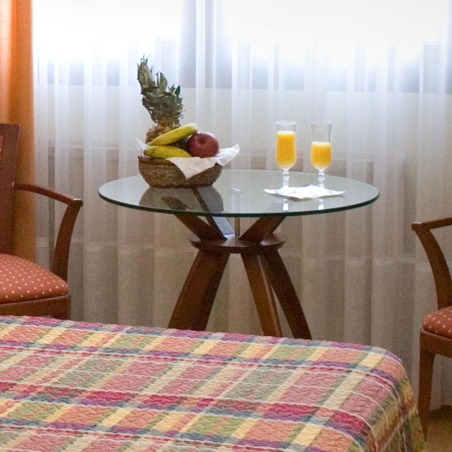 Hotel Unzaga Plaza Éibar Esterno foto