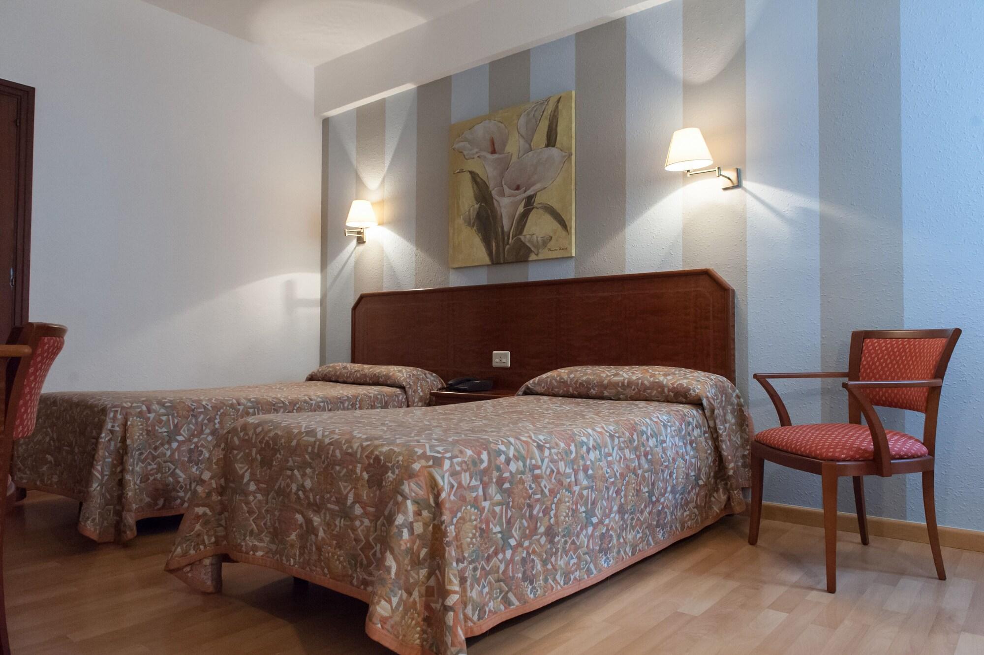 Hotel Unzaga Plaza Éibar Esterno foto